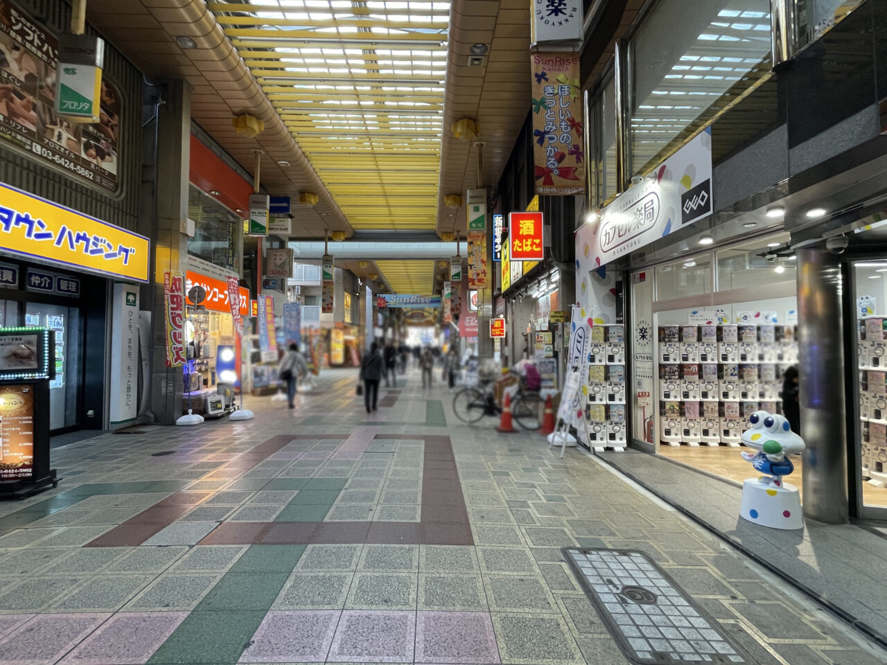 カプセル楽局 蒲田駅西口店