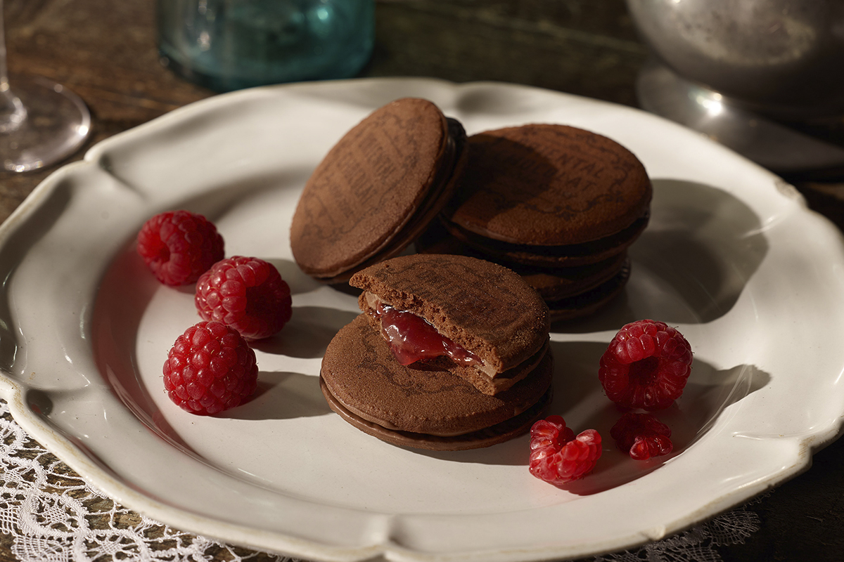 オリエンタルショコラサンド<ラズベリー>